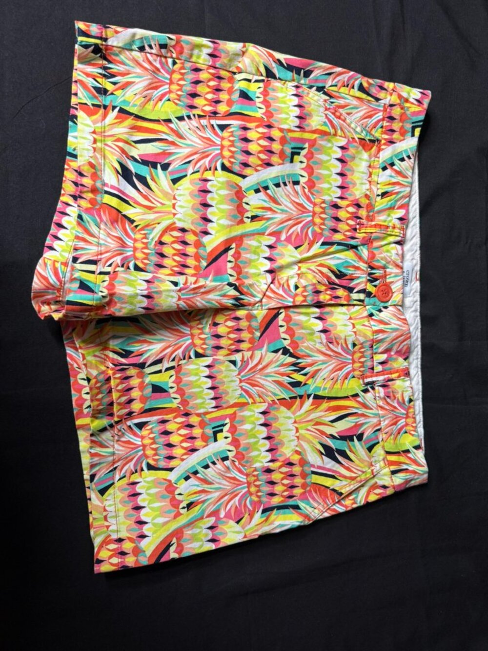 Crown & Ivy Pineapple Print Chino Shorts – Size 12 – Bright Tropical Preppy